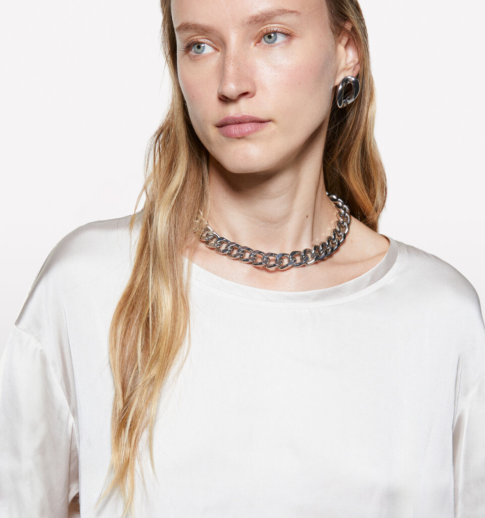 Blusa bege over fit em cetim - blusas para mulher - Bege | Sisley image number 4